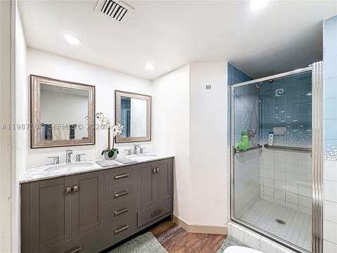 6061 Collins Ave 12D, Miami Beach FL - photo 23 of 54