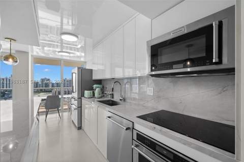 230 S 174th St 2202, Sunny Isles Beach FL - photo 18 of 44