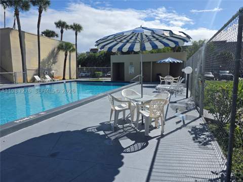 8615 NW 8th St 319, Miami FL - photo 14 of 22