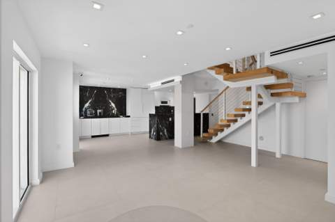 120 Jefferson Avenue, Miami Beach FL - photo 10 of 30