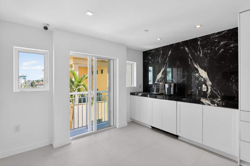 2 bedroom Condominium at 120 Jefferson Avenue, The Courts At South Beach, Miami Beach — photo 5