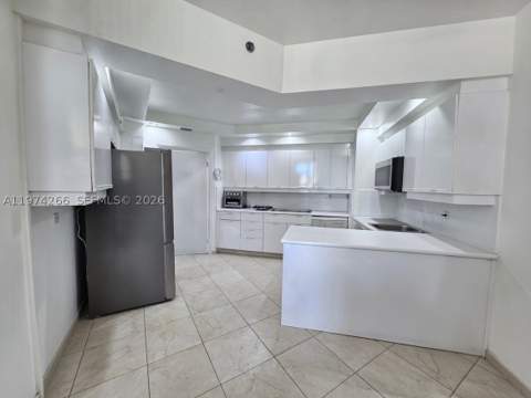 2000 Island Blvd 606, Aventura FL - photo 6 of 9