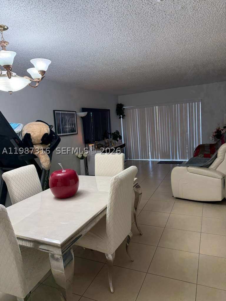2 bedroom Condominium at 1900 W 68th St A205, Los Arboles Condo, Hialeah — photo 1