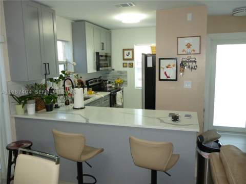 19372 SW 119th Ct, Miami FL - photo 15 of 35