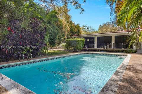 731 San Juan Dr, Coral Gables FL - photo 10 of 26