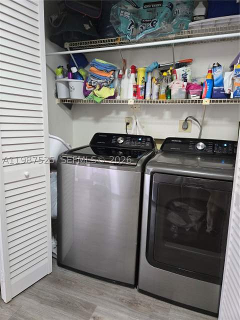 900 NE 195th St 709, Miami FL - photo 9 of 31