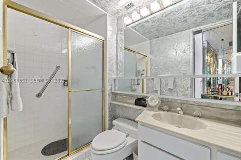 5055 Collins Ave 5M, Miami Beach FL - photo 13 of 39