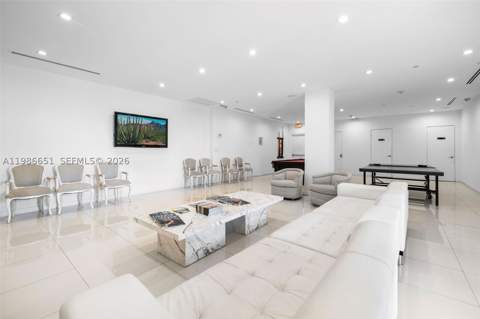 5055 Collins Ave 5M, Miami Beach FL - photo 22 of 39