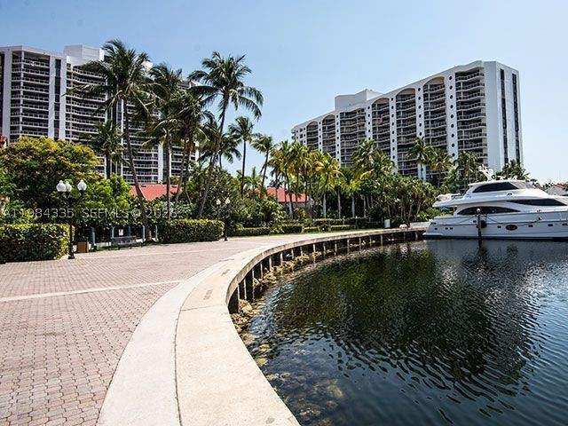 2 bedroom Condominium at 3610 Yacht Club Dr 1002, Portsview @ The Waterways, Aventura — photo 2