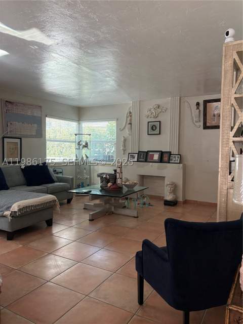 1758 SW 18th St, Miami FL - photo 6 of 15