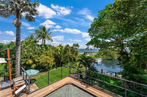 3373 Poinciana Ave, Miami FL - photo 11 of 20