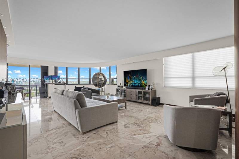 2 bedroom Condominium at 10175 Collins Ave 1207, The Tiffany Of Bal Harbou, Bal Harbour — photo 2