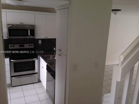 7905 NW 8 St 8A, Miami FL - photo 10 of 24