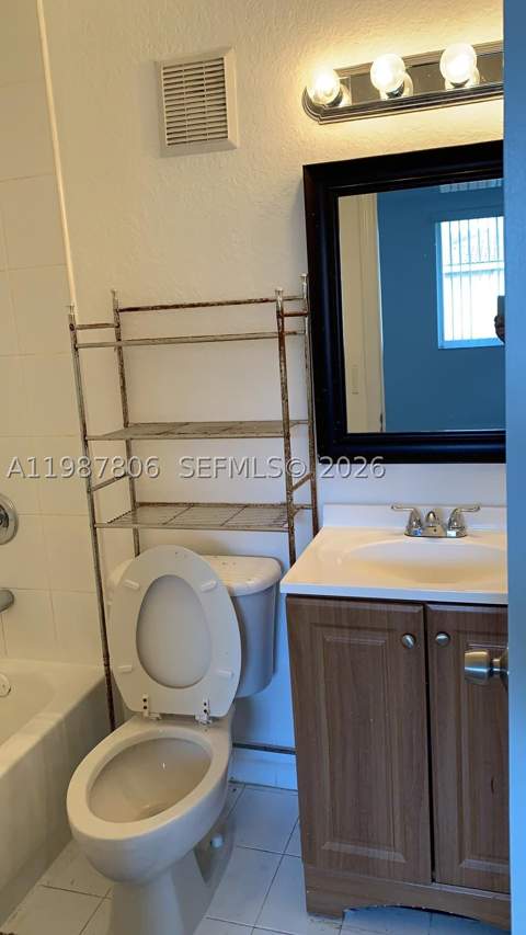 7905 NW 8 St 8A, Miami FL - photo 18 of 24