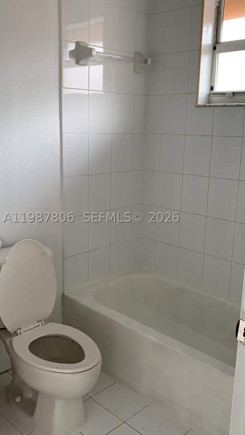 7905 NW 8 St 8A, Miami FL - photo 20 of 24