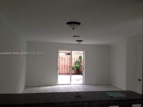 7905 NW 8 St 8A, Miami FL - photo 7 of 24