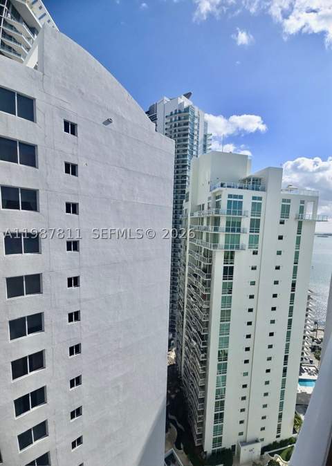 185 SE 14th Ter 2701, Miami FL - photo 16 of 25