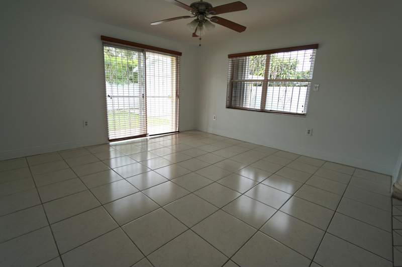 0 bedroom SingleFamilyResidence at 15520 SW 302nd Street, Palmland Homes South No 7, Homestead — photo 5