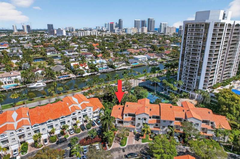 4 bedroom Condominium at 21391 Marina Cove Circle K11, Marina Cove At Harbor Vil, Aventura — photo 2