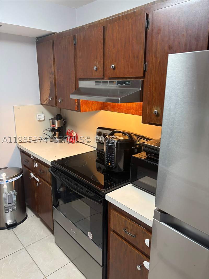 1 bedroom Condominium at 571 NW 107th Ave 205, West Lake Village Condo, Miami — photo 3