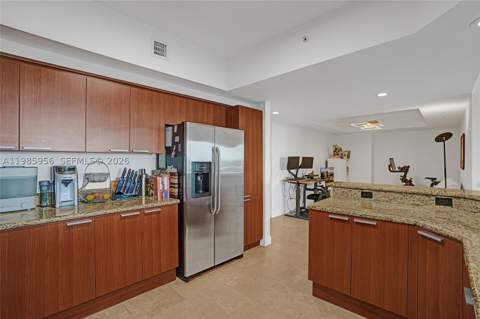 14951 Royal Oaks Ln 803, North Miami FL - photo 11 of 40