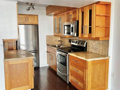 2841 NE 163rd St 1007, North Miami Beach FL - photo 14 of 30