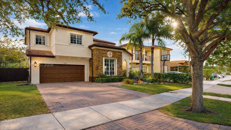 4 bedroom SingleFamilyResidence at 16479 SW 50th Ter, Laroc Estates, Miami — photo 2
