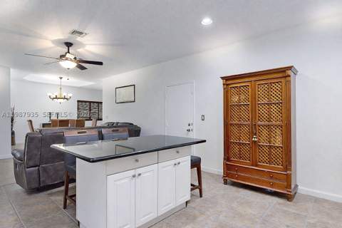 16479 SW 50th Ter, Miami FL - photo 22 of 54