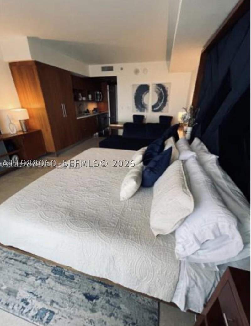 0 bedroom StockCooperative at 50 Biscayne Blvd 607, 50 Biscayne Condo, Miami — photo 3