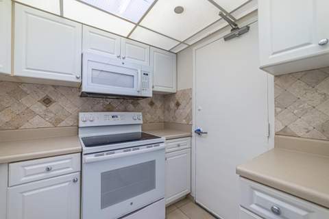 1200 West Avenue 1521, Miami Beach FL - photo 14 of 33