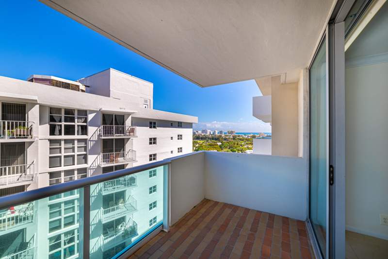 1 bedroom Condominium at 1200 West Avenue 1521, Mirador 1200 Condo, Miami Beach — photo 2