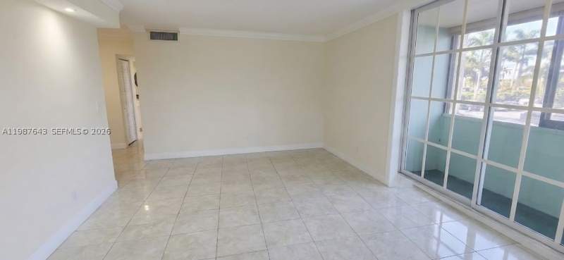 3 bedroom Condominium at 5055 NW 7th St 206, Half Moon Towers Condo, Miami — photo 2