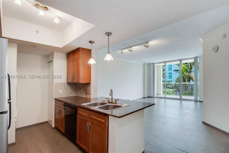1 bedroom Condominium at 2000 N Bayshore Dr 506, Cite Condo, Miami — photo 4
