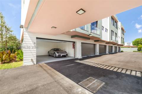 721 SW 11th Street A, Miami FL - photo 6 of 31