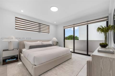 721 SW 11th Street E, Miami FL - photo 12 of 26
