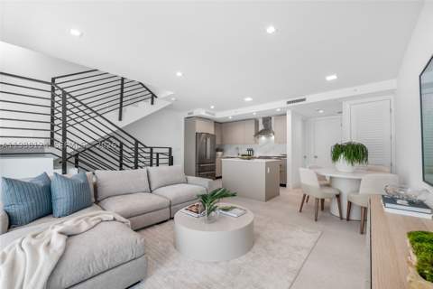 721 SW 11th Street E, Miami FL - photo 9 of 26