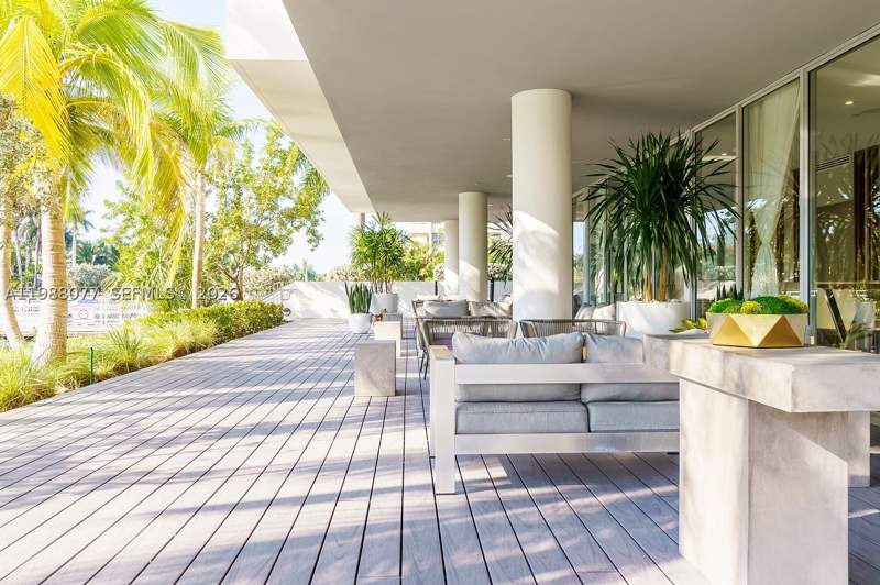 2 bedroom Condominium at 9540 W Bay Harbor Dr 301, Bay Harbour Island, Bay Harbor Islands — photo 3