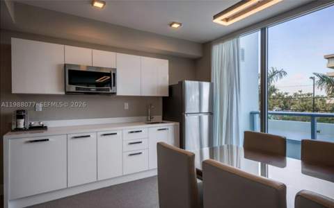 9540 W Bay Harbor Dr 301, Bay Harbor Islands FL - photo 8 of 13