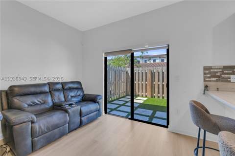 21068 NE 8th Ave, Miami FL - photo 11 of 38