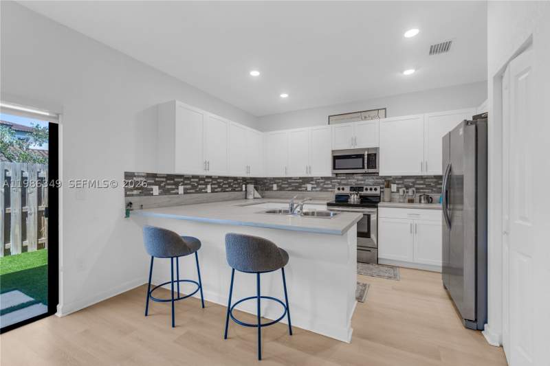 3 bedroom Townhouse at 21068 NE 8th Ave, Via Ventura Neighborhood, Miami — photo 2