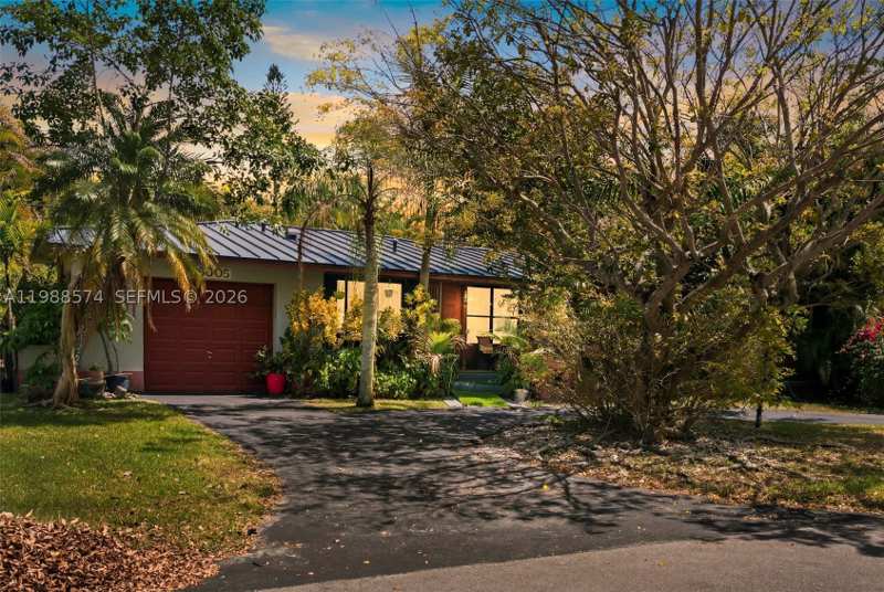 3 bedroom SingleFamilyResidence at 6005 SW 64th Pl, Merion Park, South Miami — photo 1