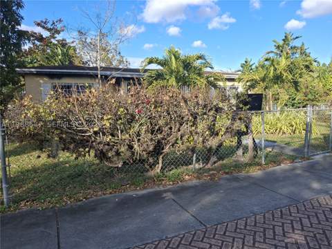 1561 NW 131st St, Miami FL - photo 23 of 44