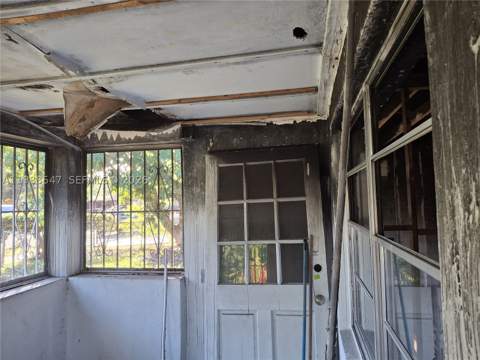 1561 NW 131st St, Miami FL - photo 6 of 44