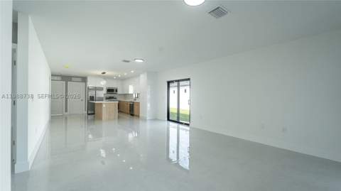 22840 SW 122nd Pl, Miami FL - photo 10 of 37