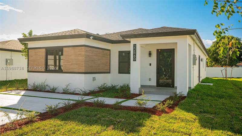 4 bedroom SingleFamilyResidence at 22840 SW 122nd Pl, Silver Palm Park, Miami — photo 2