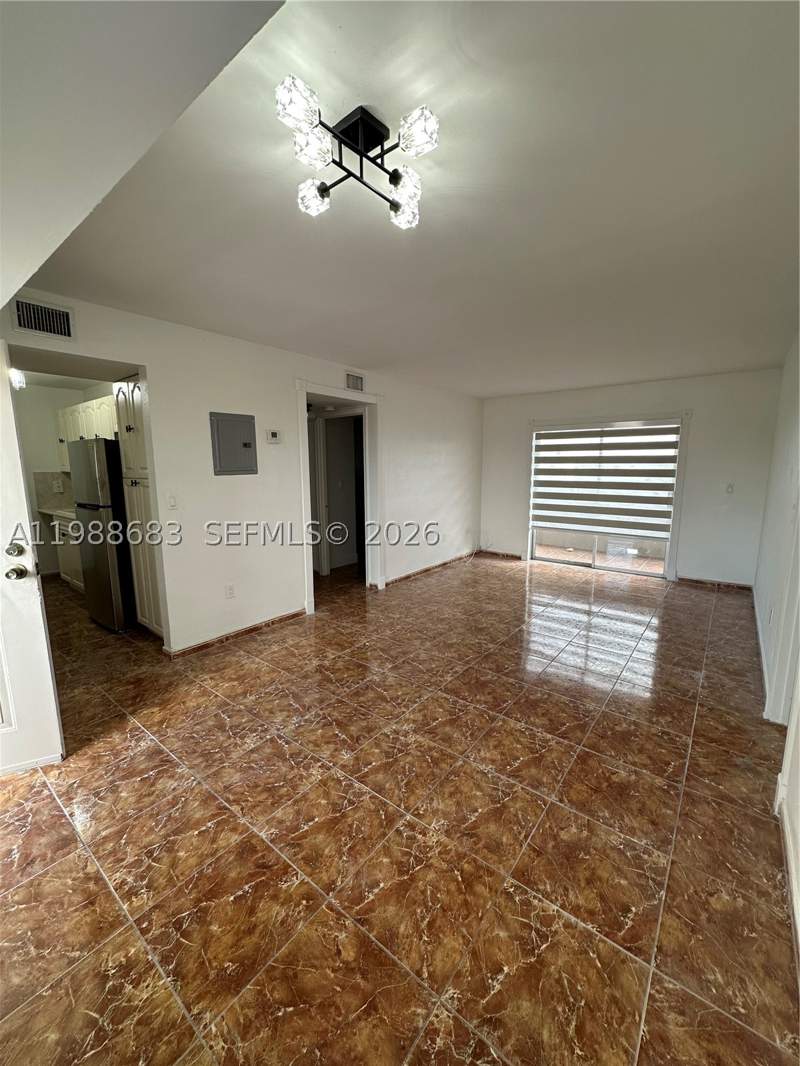 2 bedroom Condominium at 6091 W 22nd Ct 408, Baracoa Condo, Hialeah — photo 5