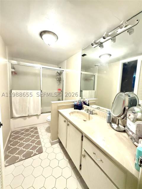 10000 W Bay Harbor Dr Ph4, Bay Harbor Islands FL - photo 15 of 34