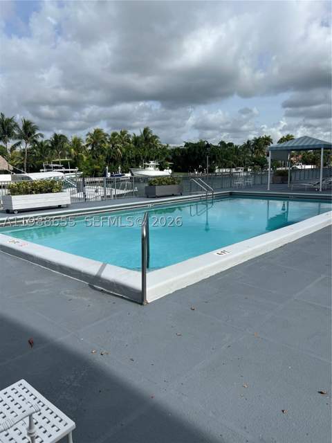 10000 W Bay Harbor Dr Ph4, Bay Harbor Islands FL - photo 8 of 34