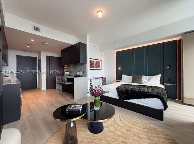 0 bedroom Condominium at 20 NE 11th St 4111, Miami North, Miami — photo 1