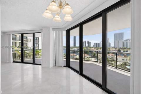19667 Turnberry Way 6A, Aventura FL - photo 13 of 29